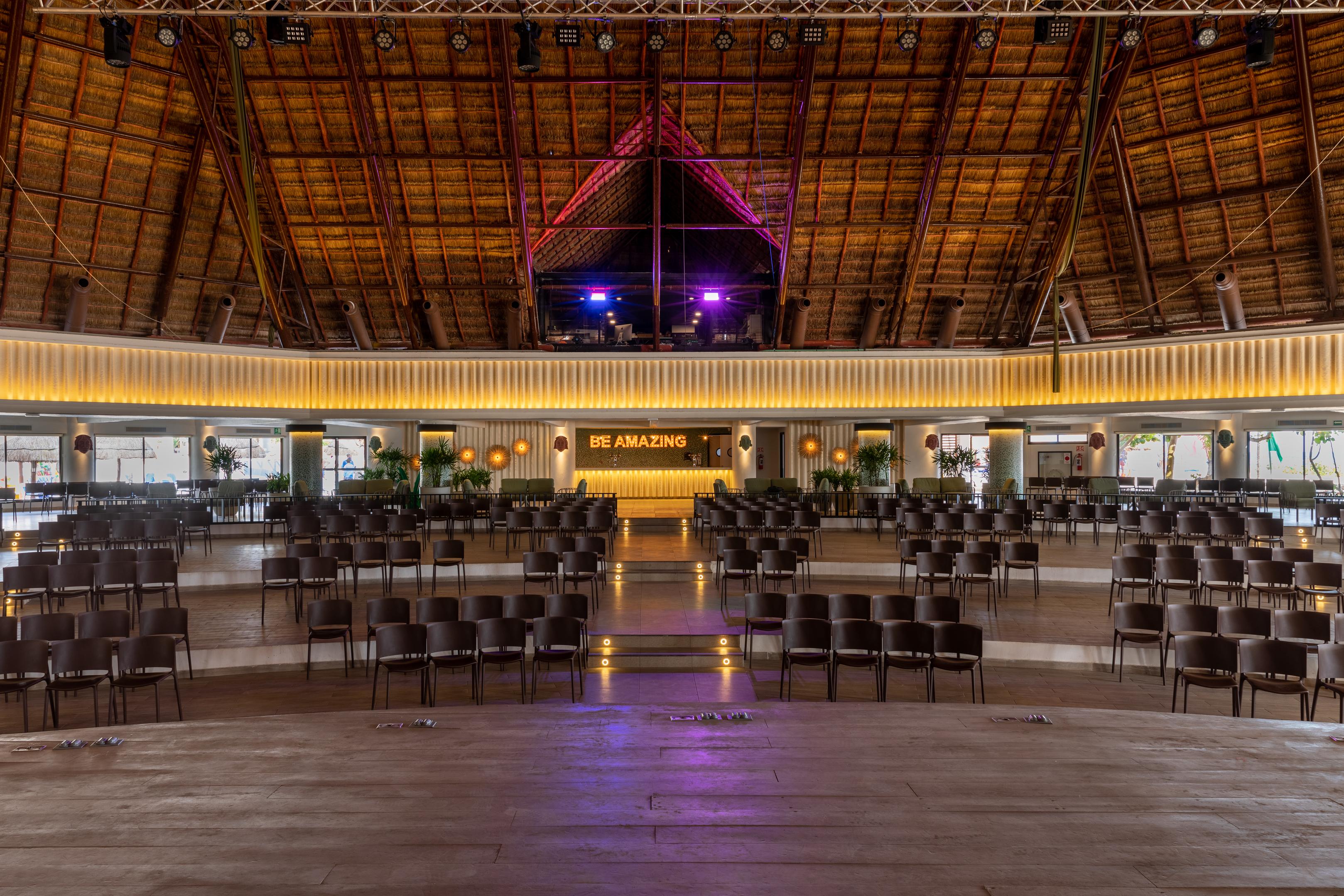 Bahia Principe Grand Tulum Hotel Riviera Maya Exterior photo The interior of the main hall