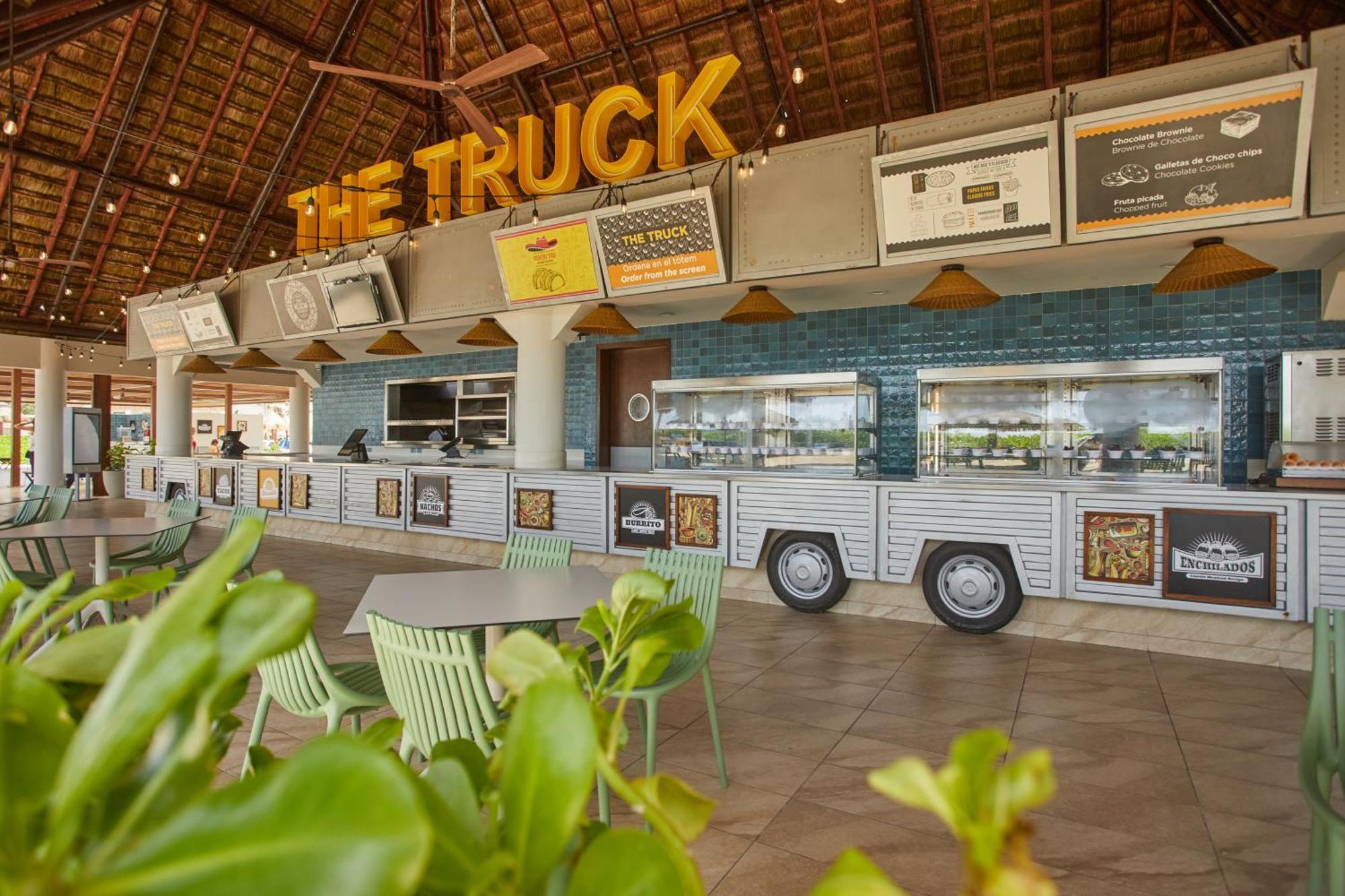 Bahia Principe Grand Tulum Hotel Riviera Maya Exterior photo The Truck